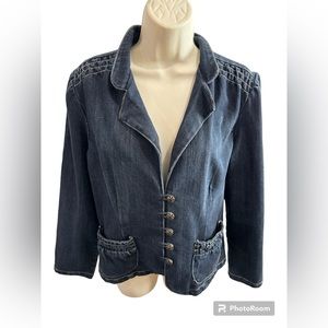 Jean Jacket Pleated Shoulders Like New Women’s Size‎ Large Boho
